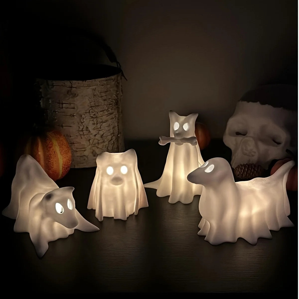 Spooky Cute Resin Dog Statue – White Halloween Figurine for Witch Garden Party Décor